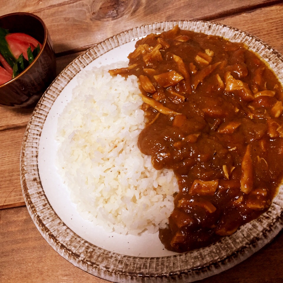 鶏肉好きにはたまらない☆濃厚チキン煮込みカレー☆