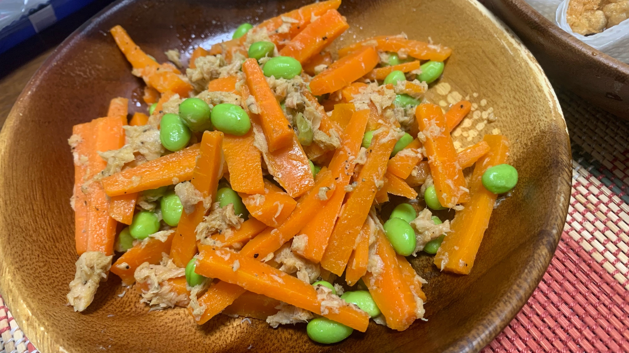 にんじんと枝豆のツナ炒め