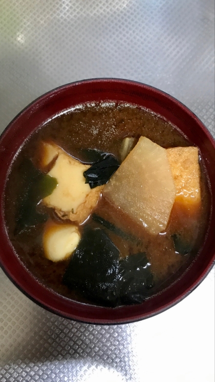 厚揚げで味噌汁