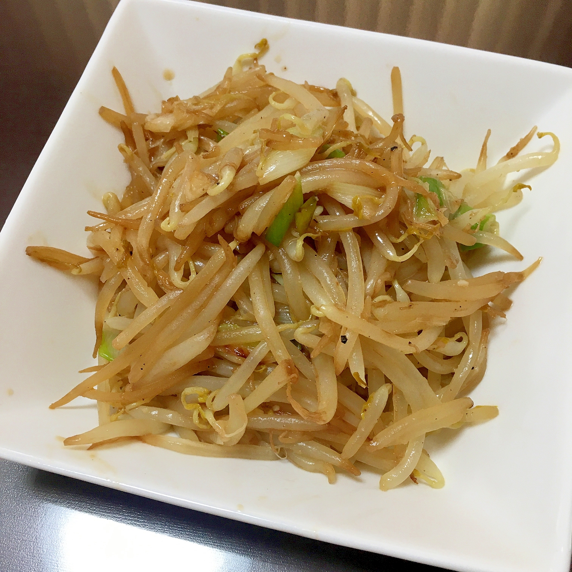 ラーメンの付け合わせに もやし炒め レシピ 作り方 By ごま柴ちゃん 楽天レシピ ラーメンの付け合わせに もやし炒め レシピ 作り方 By ごま柴ちゃん 楽天レシピ