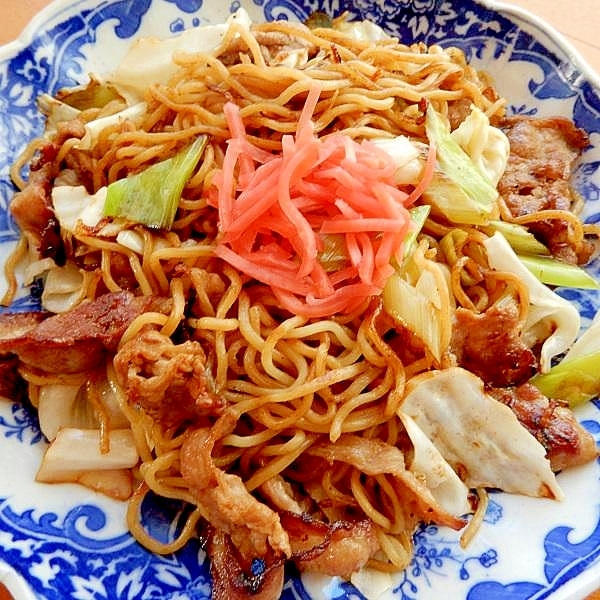 まな板なし５分！？肉多めのコツで❤市販の焼きそば♪