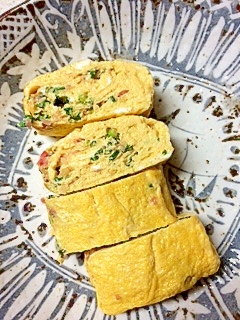 白だしで簡単!だし巻き玉子~小ネギと紅生姜入り