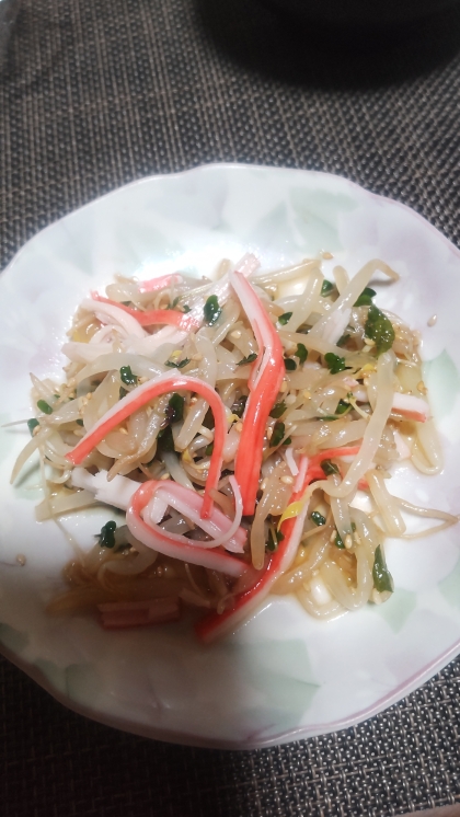 レンジで簡単♡甘みが美味♡もやしと豆苗のごま和え