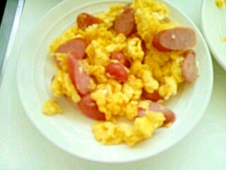 ウインナー入りスクランブルエッグ レシピ 作り方 By 影山美咲 楽天レシピ