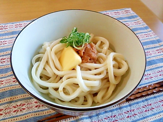 簡単！味噌バターde混ぜうどん