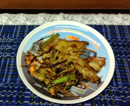 牛バラ肉の豆苗炒め