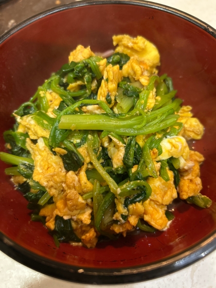 ほうれん草と卵のオイスターソース炒め
