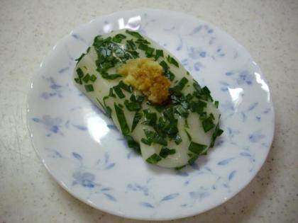 新鮮なイメージでした★緑色を見ながら、ピリッとした生姜味で食べるお餅。ＧＯＯＤ！