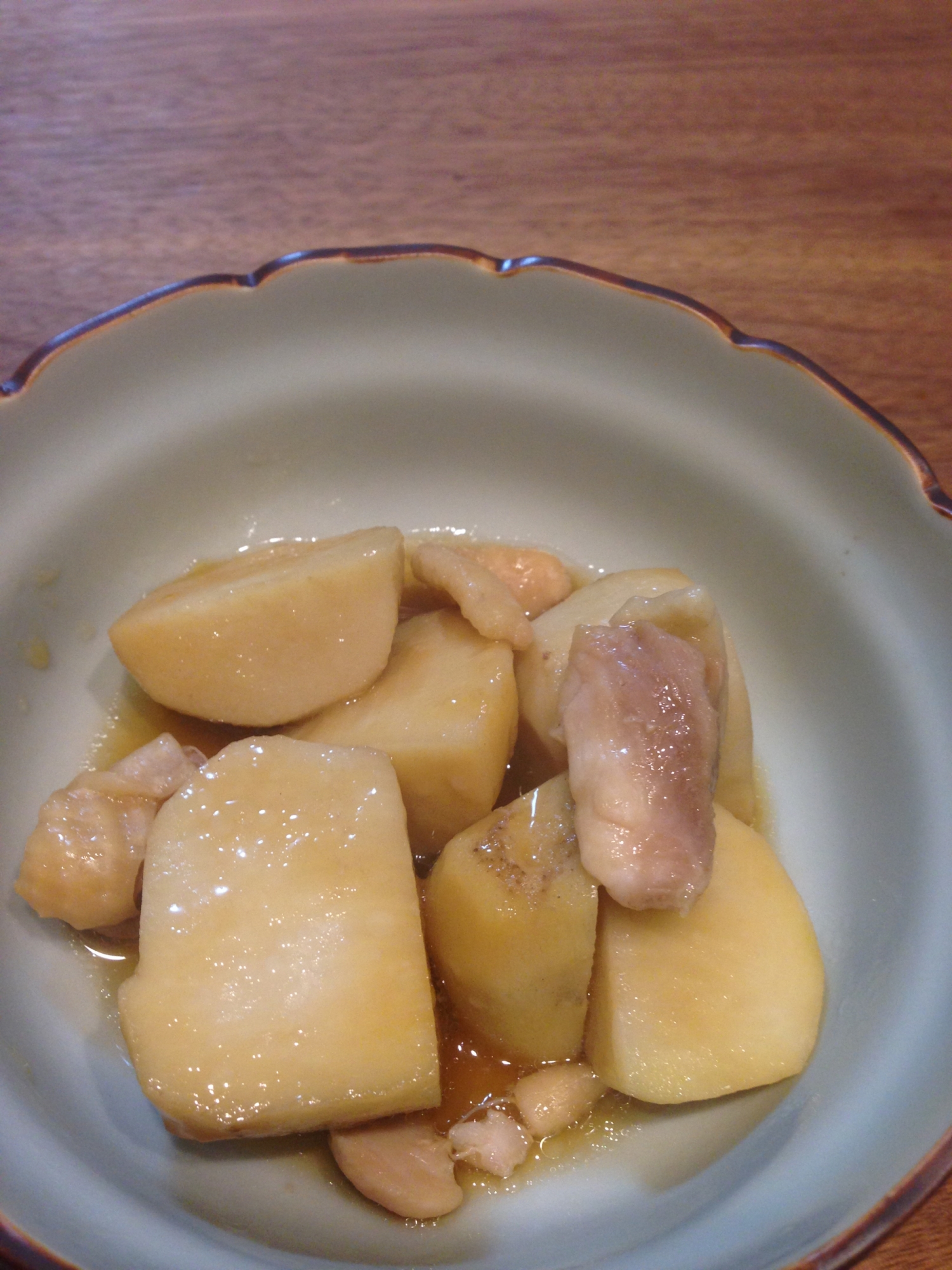 ルクエで簡単♪里芋と鶏肉の煮物♪