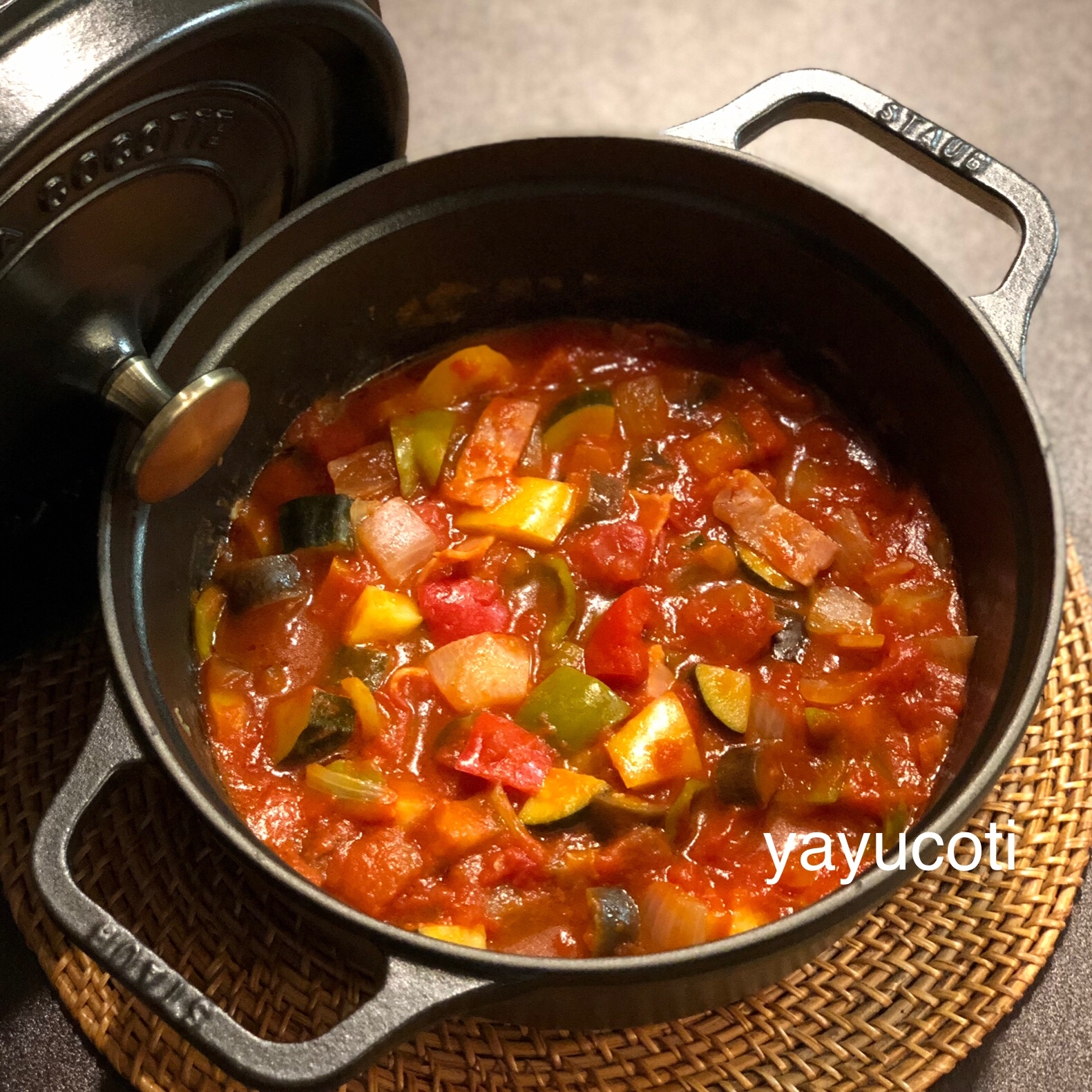 缶詰なら煮込み料理も簡単 ラタトゥイユ レシピ 作り方 By Yayucoti 楽天レシピ 缶詰なら煮込み料理も簡単 ラタトゥイユ レシピ 作り方 By Yayucoti 楽天レシピ