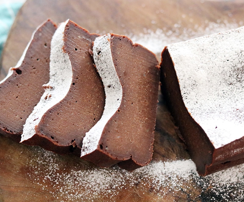パウンド型でメレンゲなし 生チョコ風ガトーショコラ レシピ 作り方 By 楽天出店店舗 アンジェ Web Shop 楽天レシピ