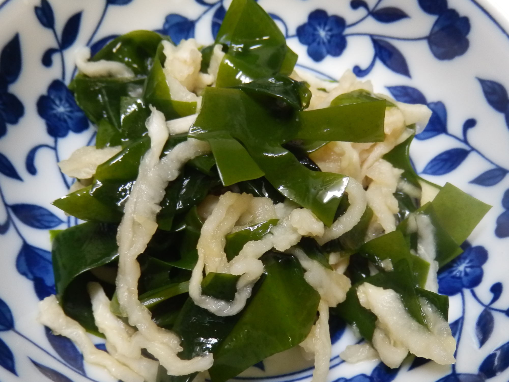 切り干し大根とワカメのヘルシー酢の物