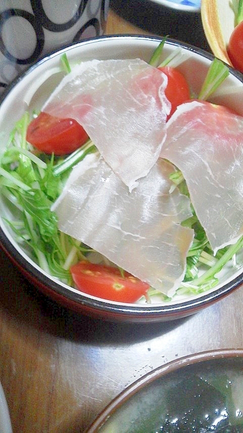 生ハムと水菜のサラダ