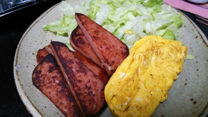 沖縄料理「ポークたまご」