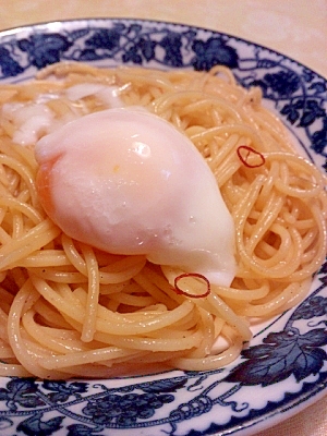 お手軽☆ペペロンチーノ温泉卵添え