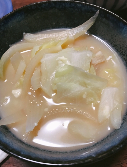 ある野菜だけで使ったので彩りが悪くなってしまいましたが…まろやかで美味しかったです(o^^o)