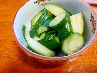 夏はやっぱり　きゅうりの糠漬け