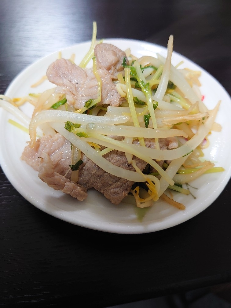 豚 もやし 豆苗のバタポン炒め レシピ 作り方 By チーズケーキ Yb 楽天レシピ 豚 もやし 豆苗のバタポン炒め レシピ 作り方 By チーズケーキ Yb 楽天レシピ