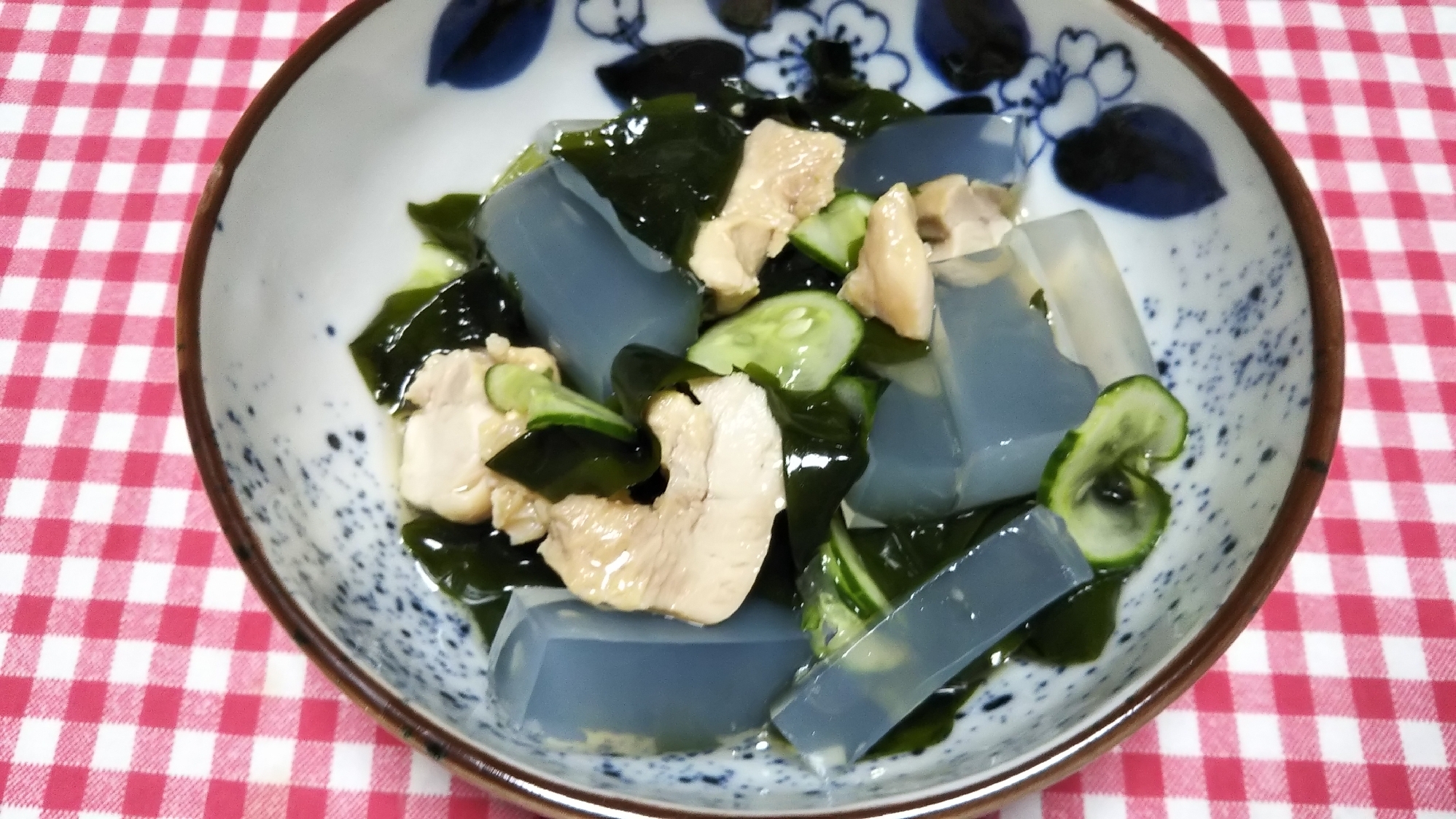 寒天ゼリー入り♪鶏肉とワカメときゅうりの酢の物☆