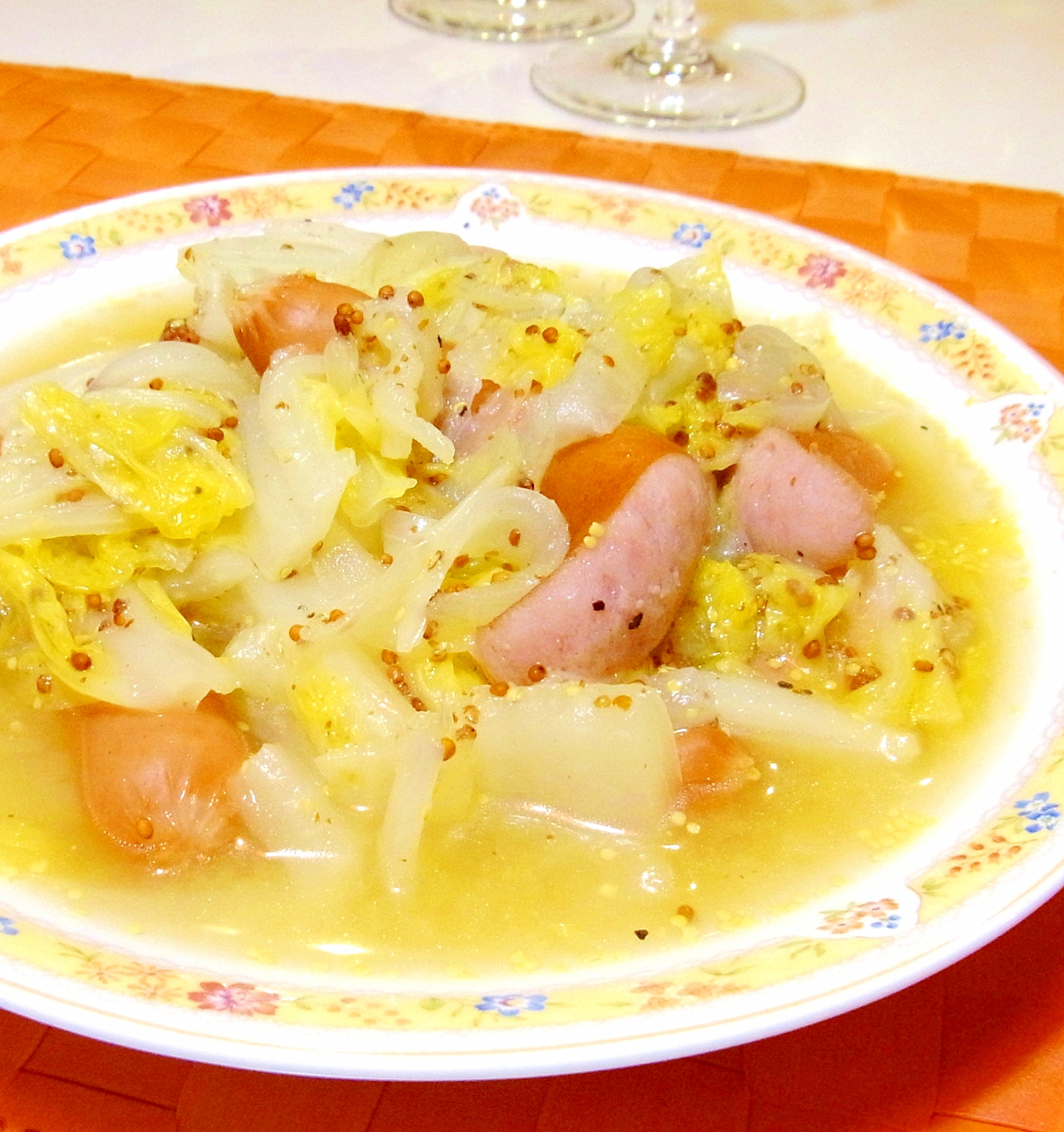 白菜とウインナーの粒マスタード煮込み レシピ 作り方 By メリッコ 楽天レシピ