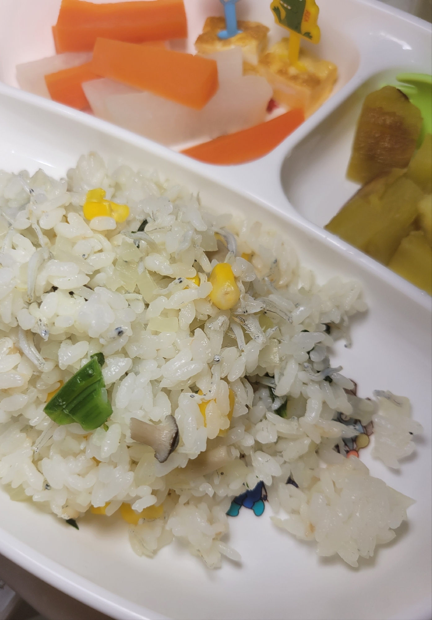 離乳食　しらすピラフ