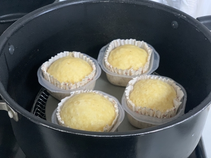 ふっくら！卵と米粉の蒸しパン