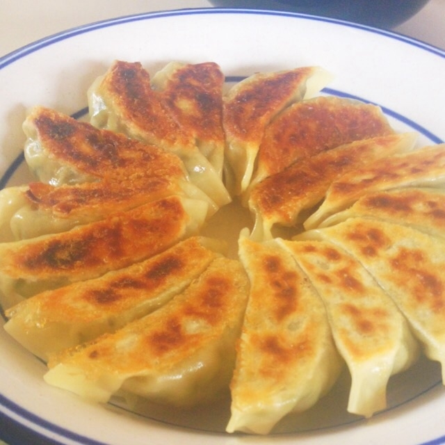 お肉なしでも大満足！美味しいベジ焼き餃子