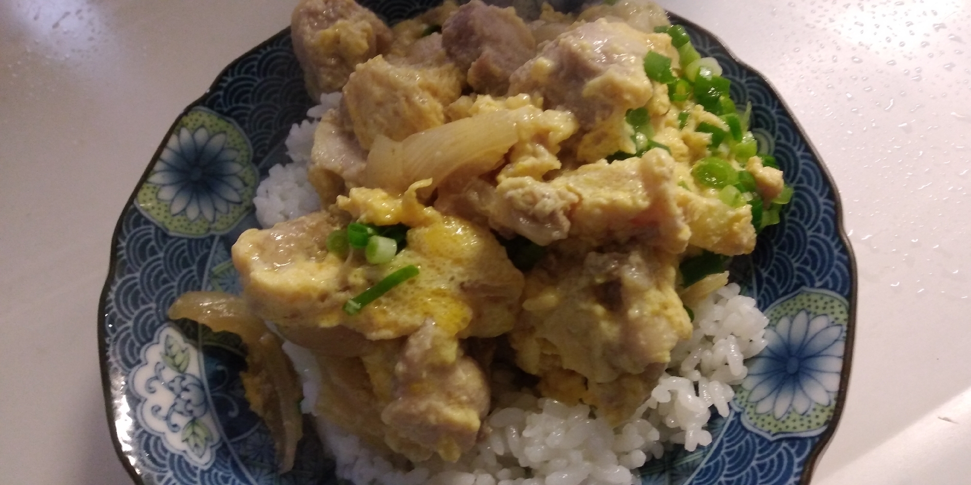 新玉ねぎを使った、ネギ入り、親子丼！