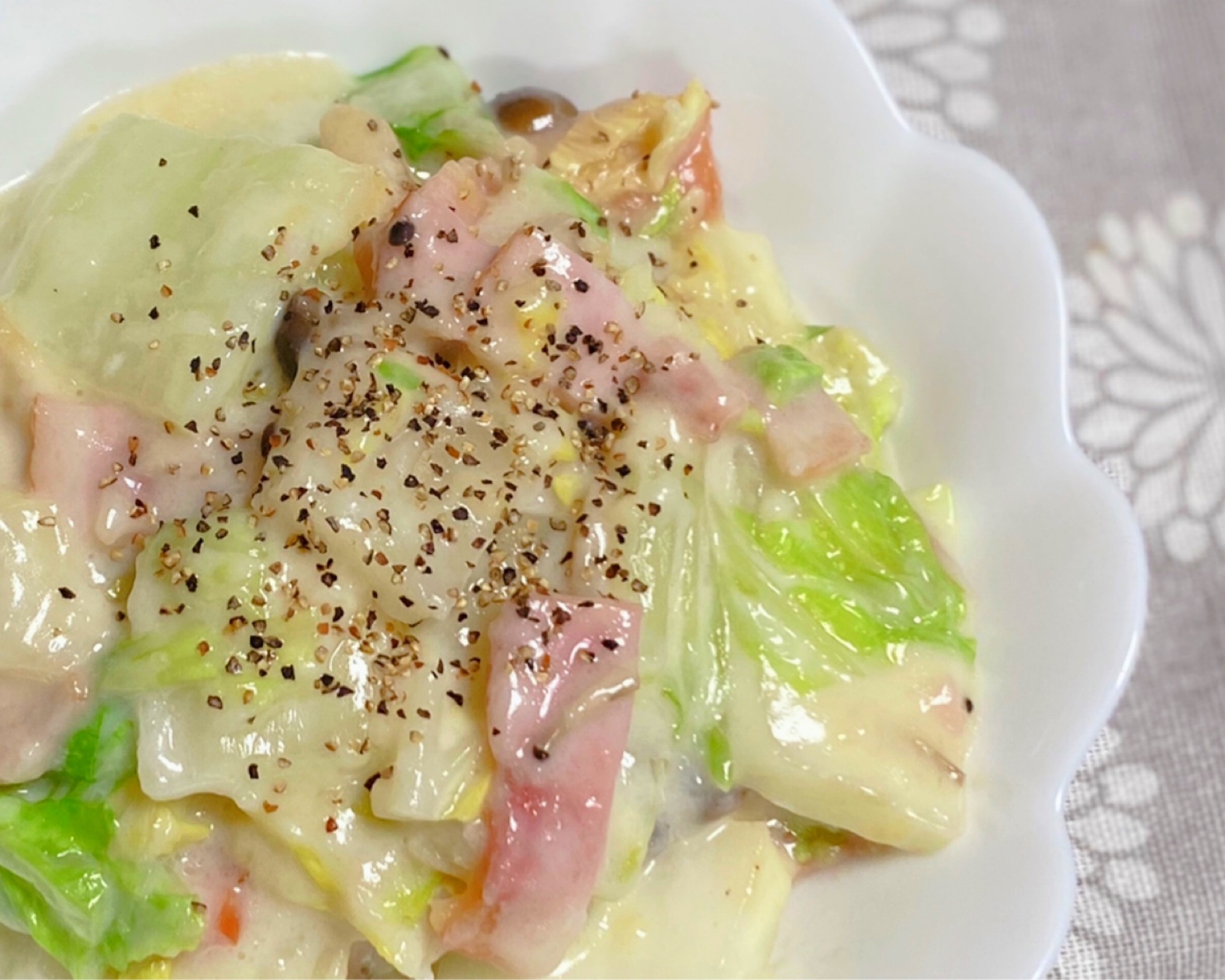 レンジで簡単！白菜とベーコンのクリーム煮