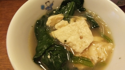 豆腐たっぷり春雨スープ