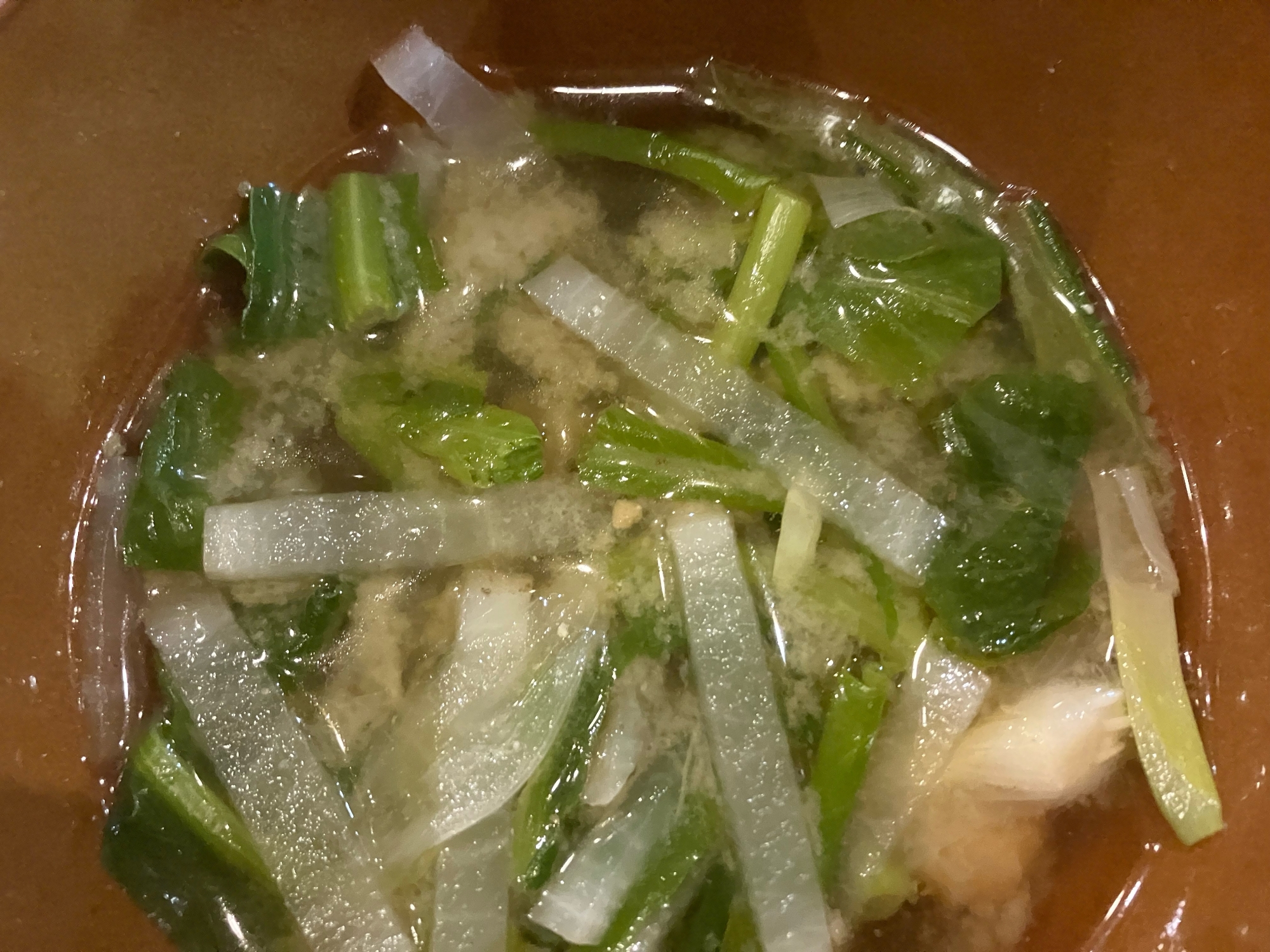 大根と小松菜と玉ねぎの味噌汁