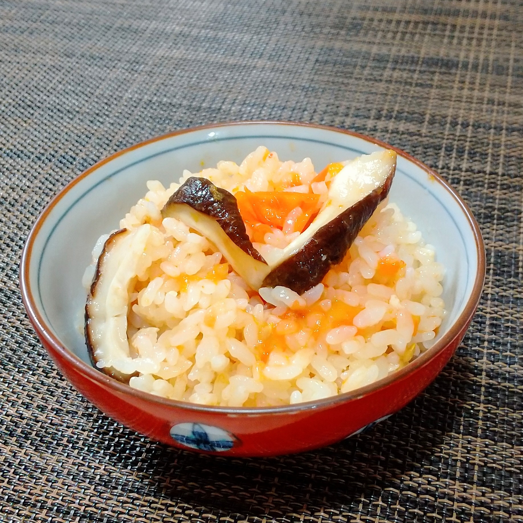 塩麴 DE トマトと椎茸の炊き込みご飯