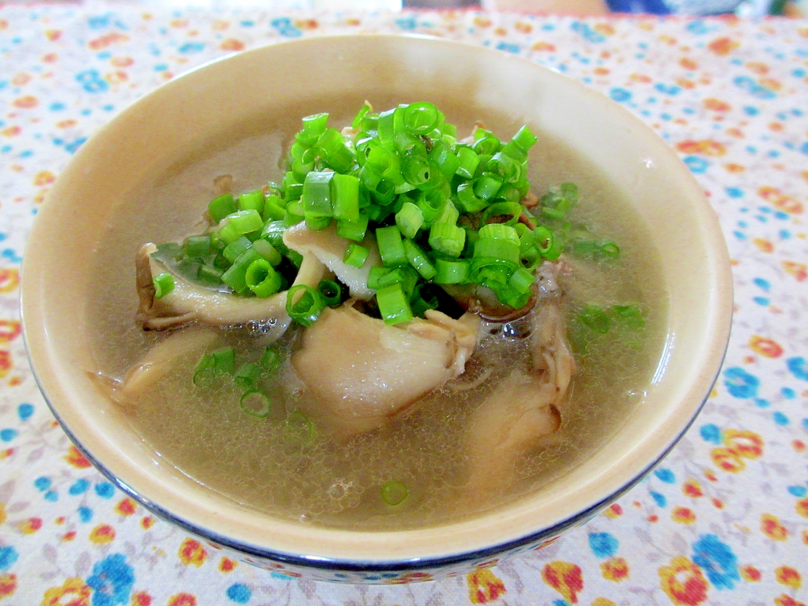 牛肉と舞茸の生姜スープ