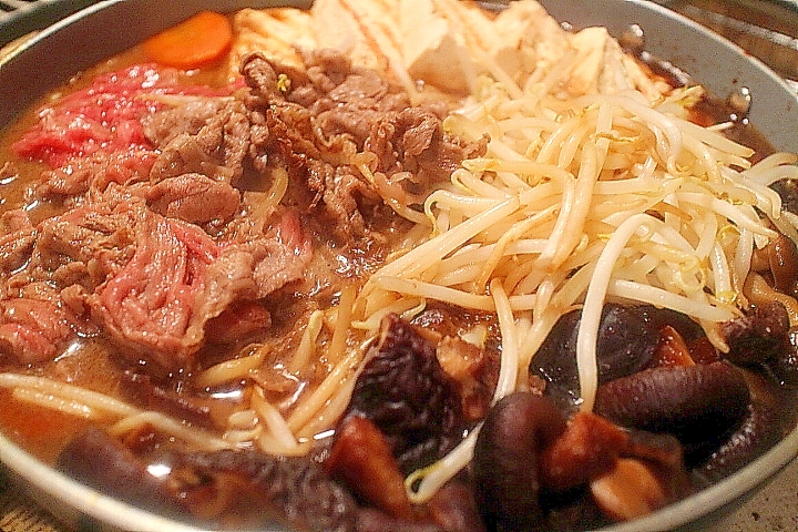 野菜の価格高騰!!もやしで作る節約すき焼き