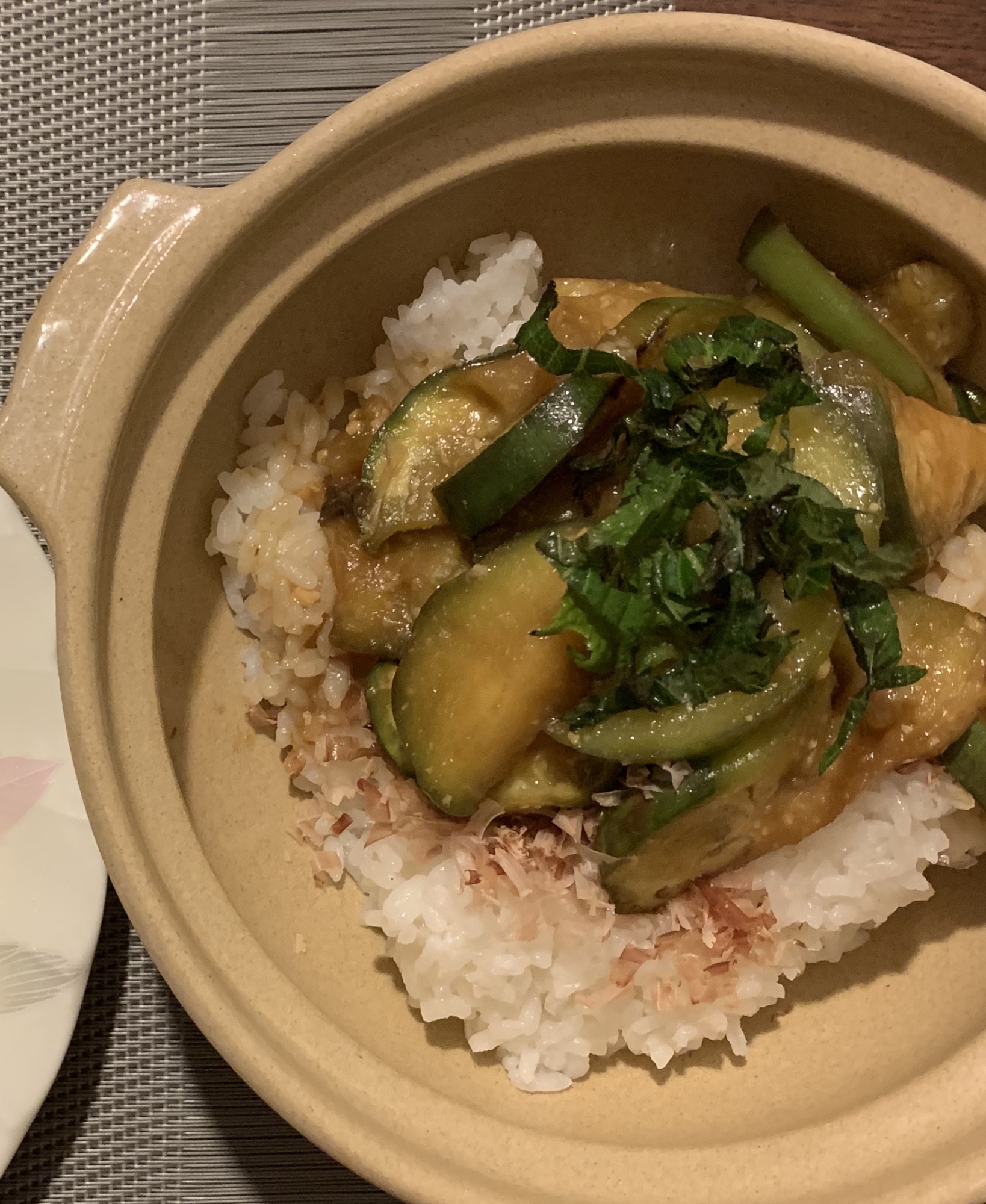 トロなすの味噌炒め♡たっぷり丼