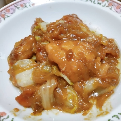 作りました!お肉焼くときに多めにしいた油が完成時にも残ってたので脂っこいかなと思ってたのに、全然そんなことなくて美味しく食べられました!ごちそうさまでした!