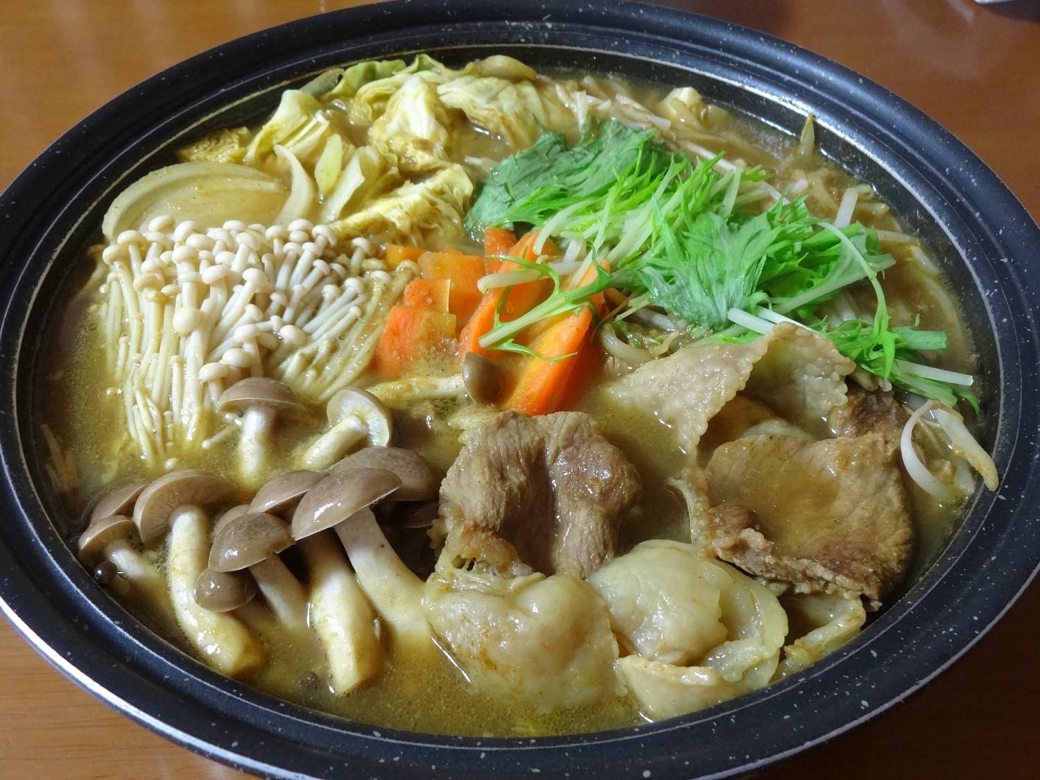 ポカポカ温まる!生姜カレー鍋