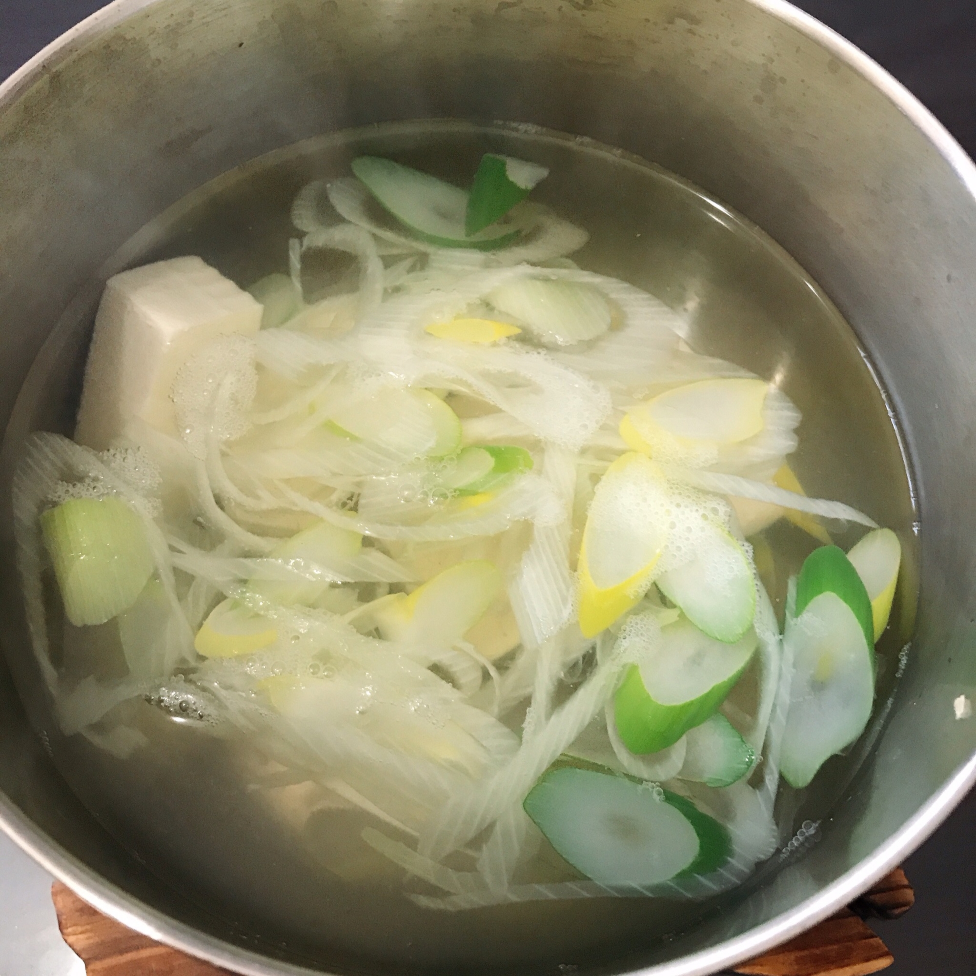 ねぎの湯豆腐