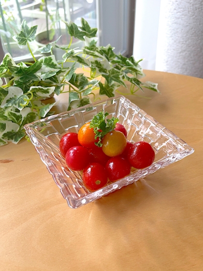 有機トマトの足が早く、大量消費レシピを探していました。
簡単美味しく、助かりました！！