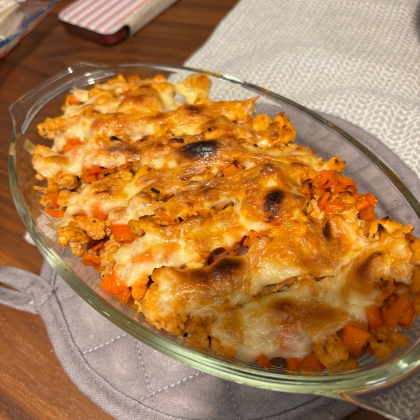 さつまいものミートソースグラタン