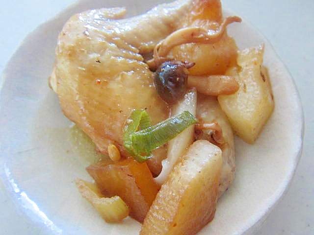 鶏手羽大根胡麻油味醂醤油炒め煮
