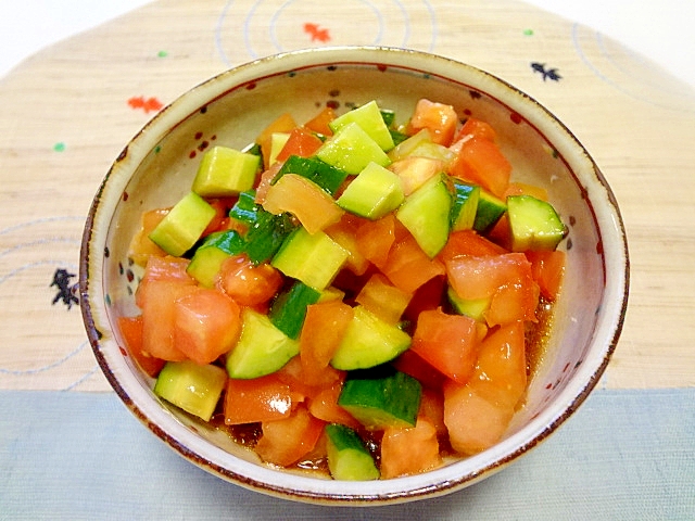 簡単オシャレ トマトとキュウリの中華サラダ レシピ 作り方 By シナモンカール 楽天レシピ 簡単オシャレ トマトとキュウリの中華サラダ レシピ 作り方 By シナモンカール 楽天レシピ