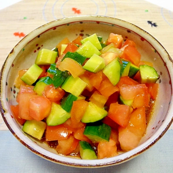 簡単オシャレ トマトとキュウリの中華サラダ レシピ 作り方 By シナモンカール 楽天レシピ 簡単オシャレ トマトとキュウリの中華サラダ レシピ 作り方 By シナモンカール 楽天レシピ