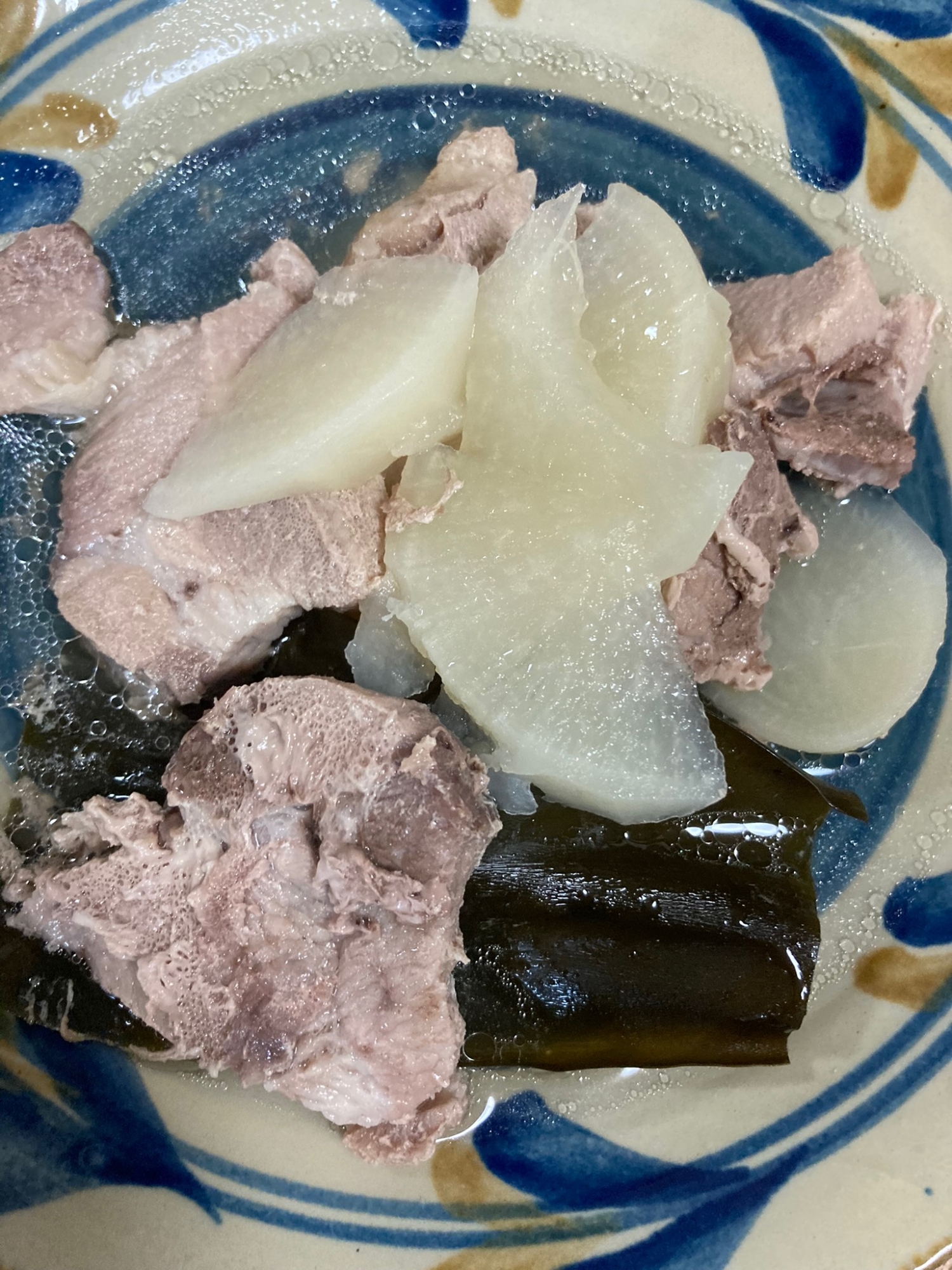 豚肉と大根の白だし煮