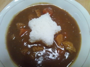 圧力鍋で簡単に♪混ぜて美味しい定番カレー♪