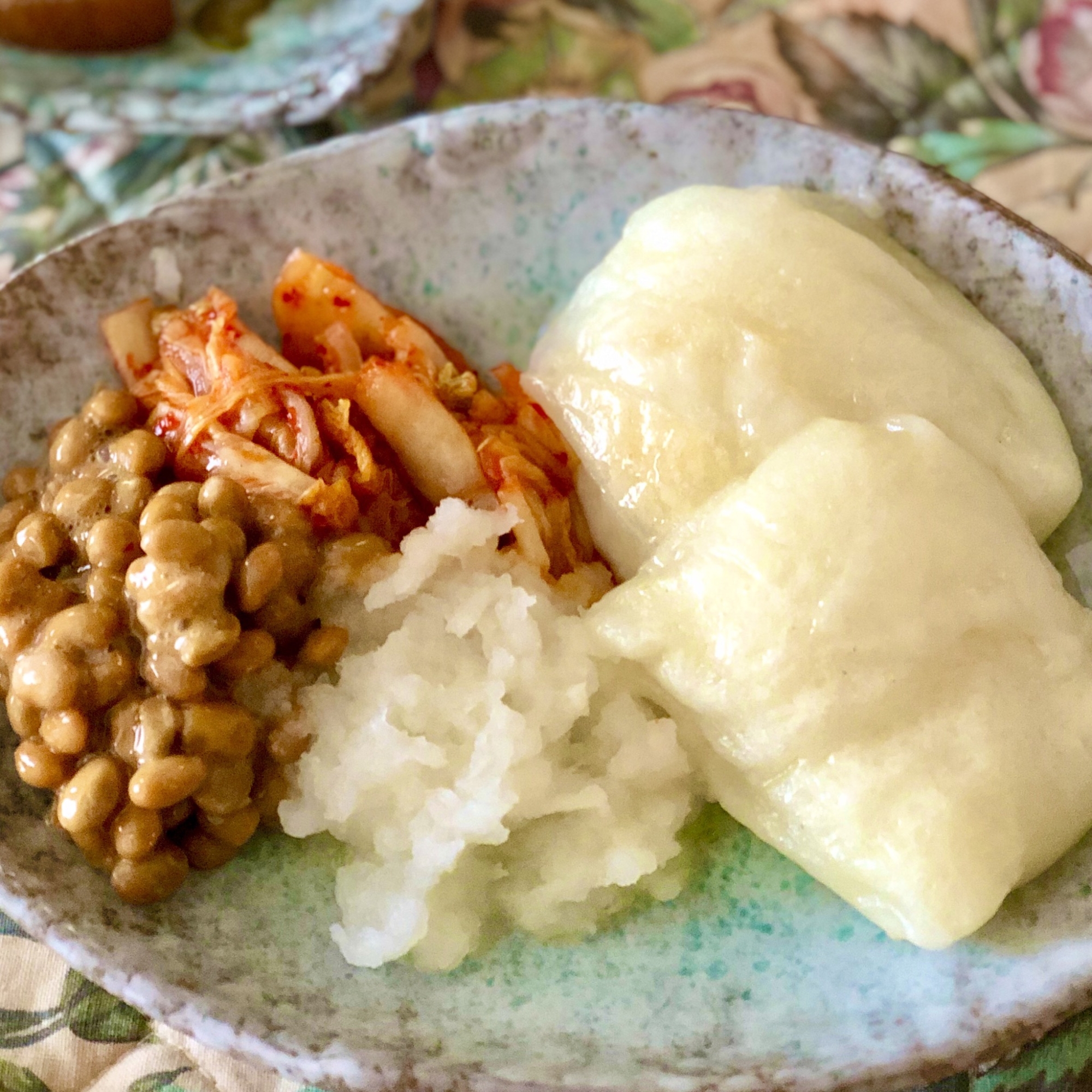 キムチ納豆もち☆正月余ったお餅に。鏡餅アレンジにも