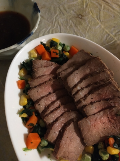 めっちゃウマ♪レンジで5分の簡単ローストビーフ