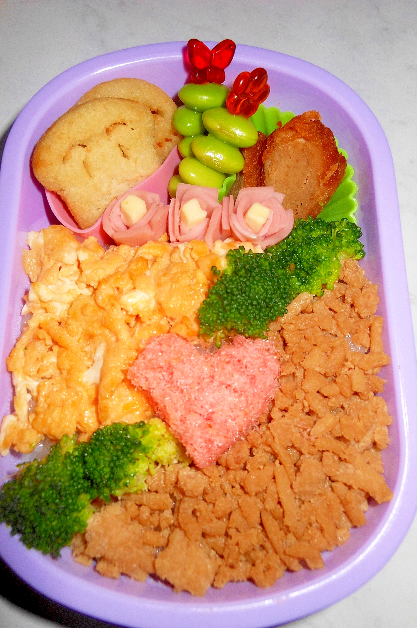 可愛いそぼろ弁当！子どものお弁当！