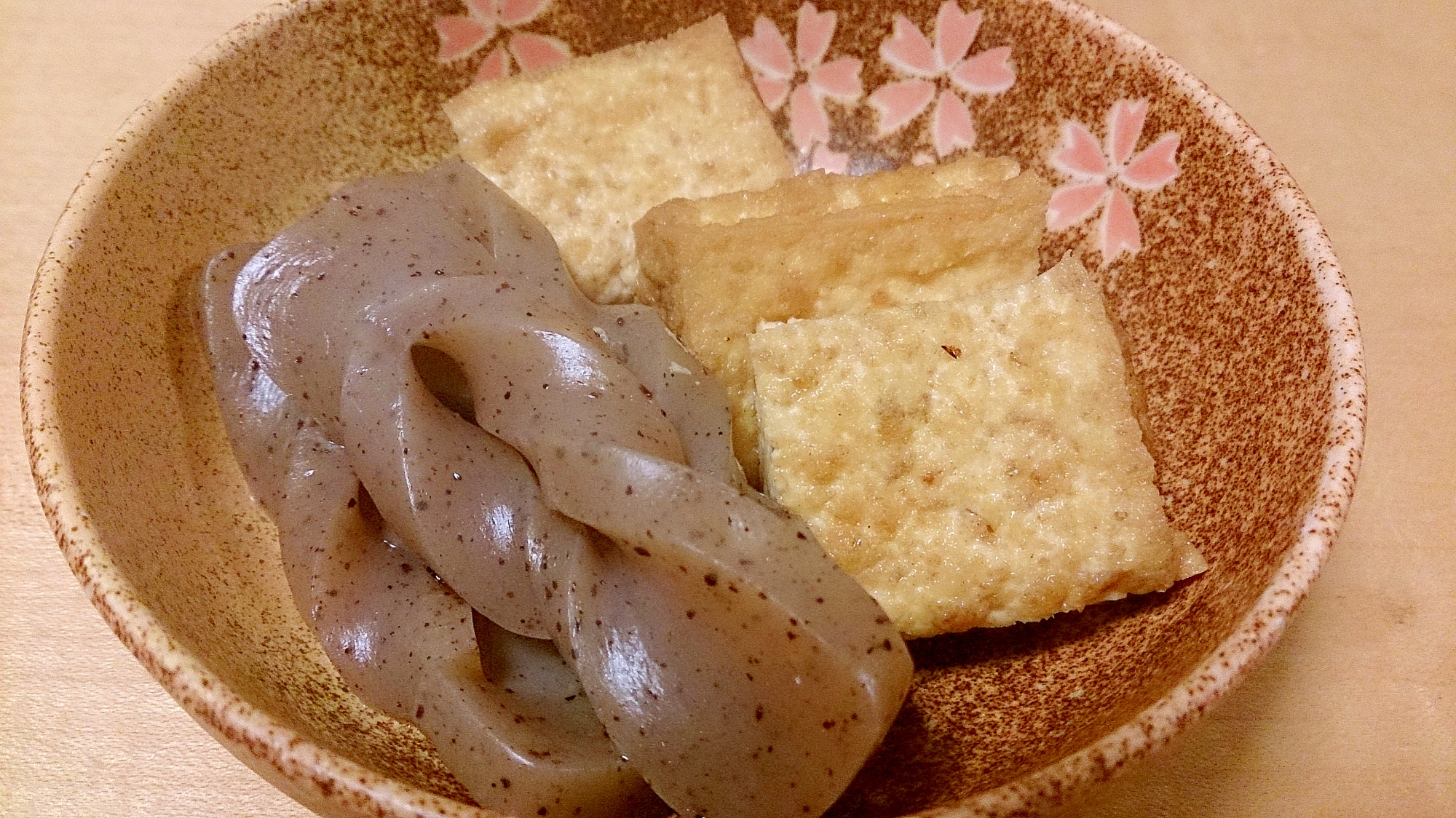 厚揚げとこんにゃくの煮物 冷蔵庫整理レシピ レシピ 作り方 By ぼーずの母ちゃん 楽天レシピ 厚揚げとこんにゃくの煮物 冷蔵庫整理レシピ レシピ 作り方 By ぼーずの母ちゃん 楽天レシピ