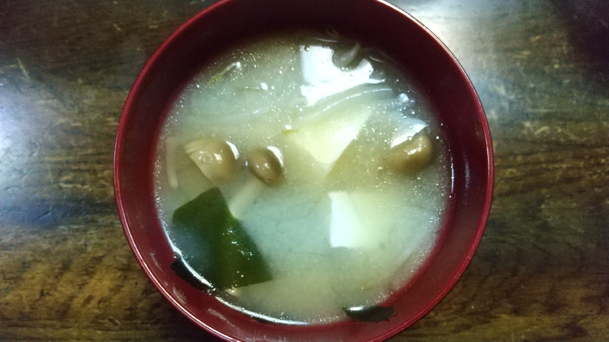 簡単♪キノコ豆腐のみそ汁